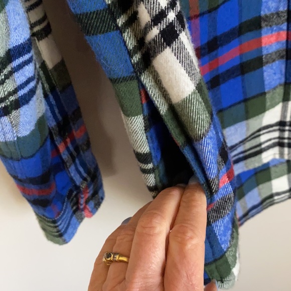 Madewell Ex boyfriend flannel w/ pockets. Excellent condition. - Picture 2 of 6